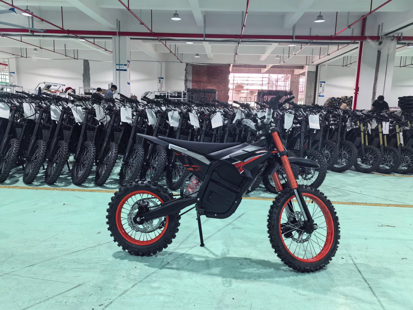 6000W 72V 25AH factory direct sales of cross-border Russian motorcycles, electric motorcycles, mountain bikes, off-road bikes and racing cars