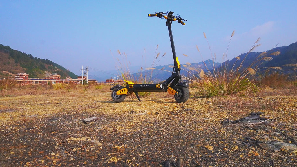 Two-wheel lithium battery off-road dual-drive high-power electric scooter factory customization two-wheel adult folding off-road electric scooter